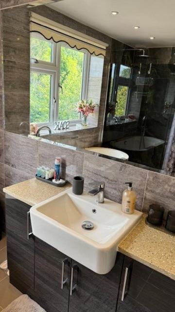 Stunning Double Bedroom Greenwich London With Private Bathroom Екстериор снимка